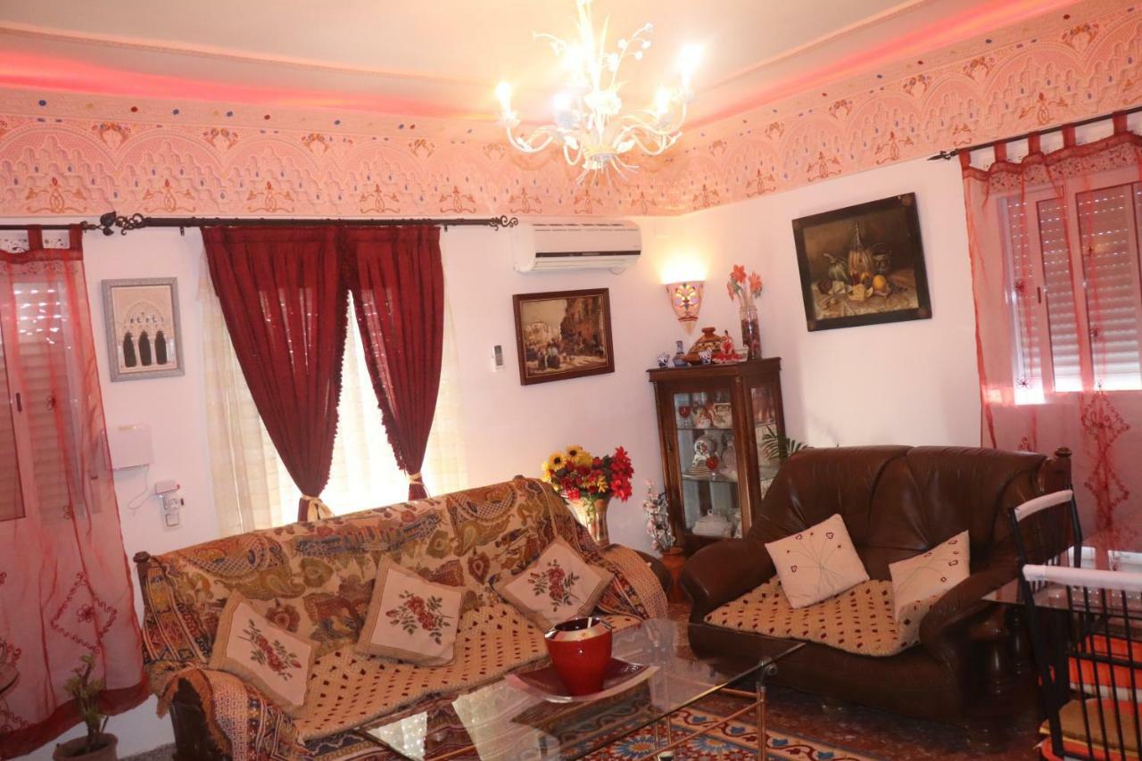 Casa Marhaba - Welcome Севілья Екстер'єр фото